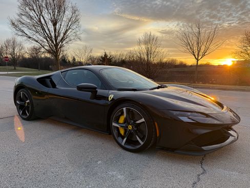 Used 2023 Ferrari SF90 Stradale image 4