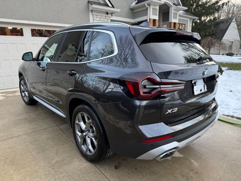 Used 2024 BMW X3 xDrive30i w/ Premium Package w/ZPA image 10