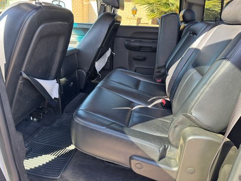 Used 2013 GMC Sierra 3500 SLE w/ HD SLE Premium Package image 23