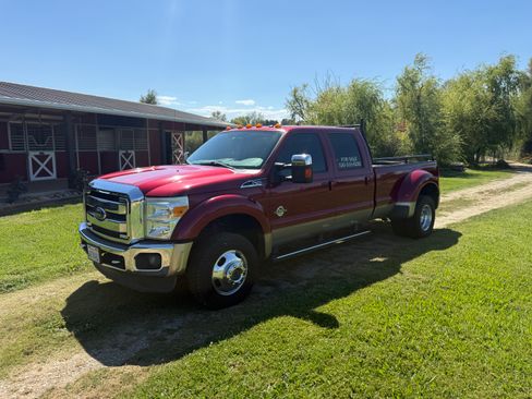Used 2014 Ford F450 Lariat w/ Lariat Ultimate Package image 5