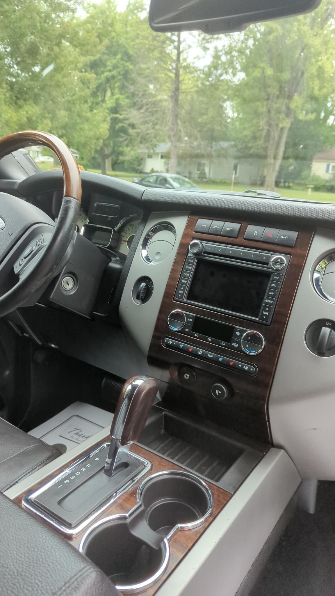 Used 2008 Ford Expedition EL Limited AWD/4WD image 16