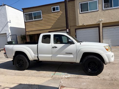 Used 2006 Toyota Tacoma 4x4 Access Cab V6 w/ SR5 Pkg #2 image 8