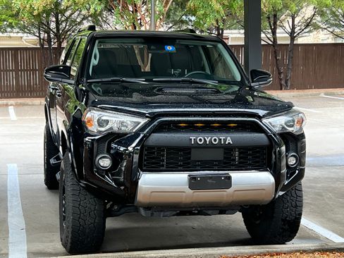 Used 2021 Toyota 4Runner TRD Off-Road Premium AWD/4WD image 1