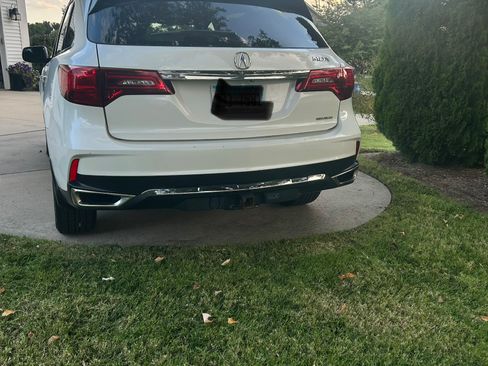 Used 2017 Acura MDX w/ Technology Package AWD/4WD image 5