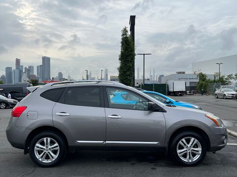 Used 2015 Nissan Rogue S w/ Convenience Package image 6