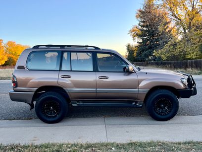 Used 2000 Toyota Land Cruiser Sport Utility 4D
