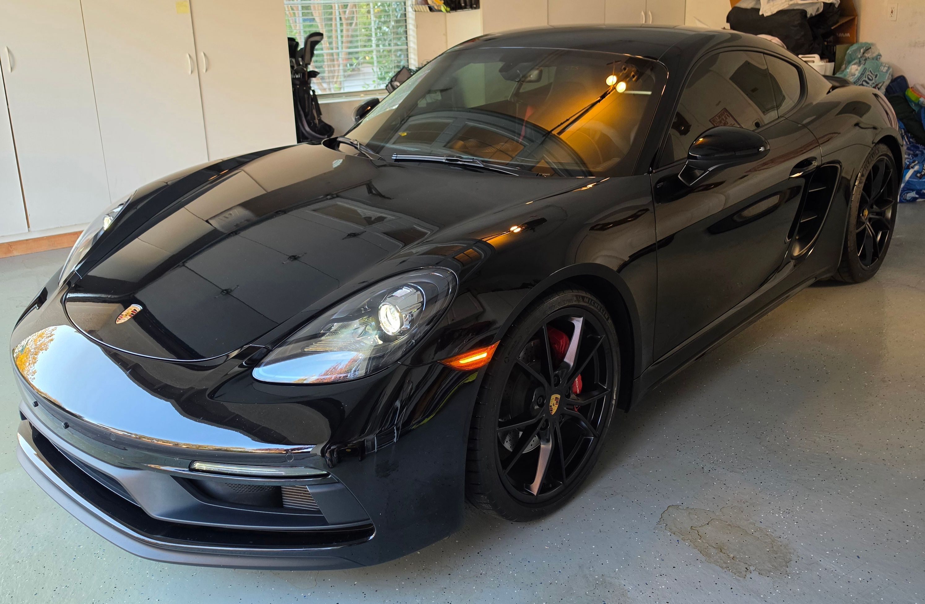 Used 2018 Porsche 718 Cayman GTS RWD image 5