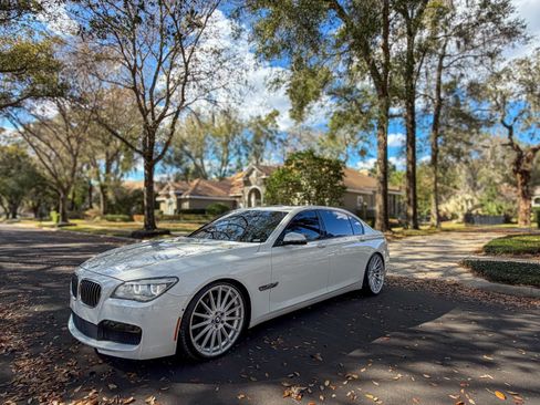 Used 2015 BMW 740Li image 5