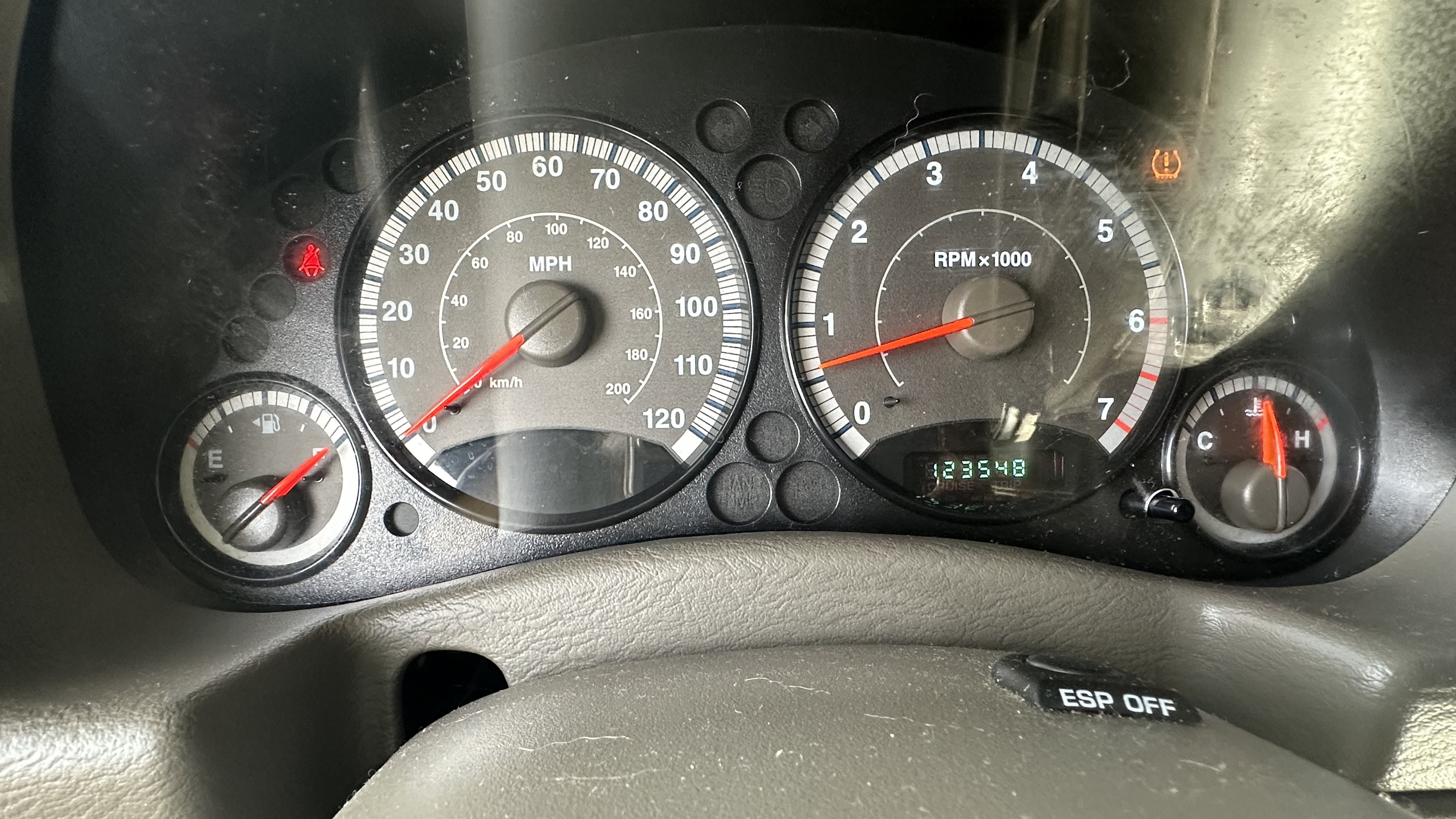 Used 2006 Jeep Liberty Renegade w/ Trailer Tow Group AWD/4WD image 28