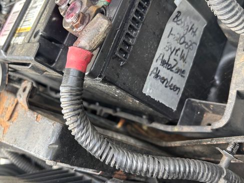 Used 2011 Ford Transit Connect XLT image 16