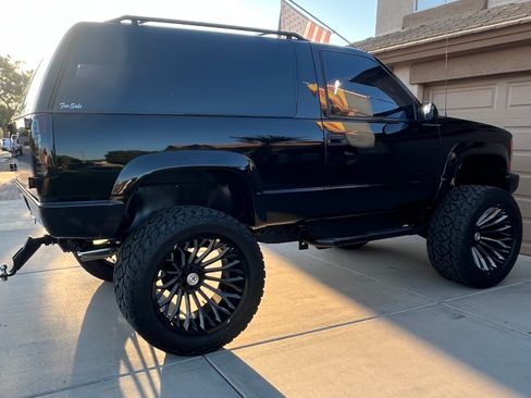 Used 1996 Chevrolet Tahoe 4WD 2-Door image 26