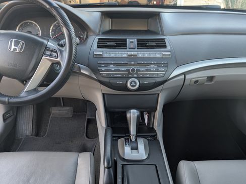 Used 2010 Honda Accord EX-L image 10