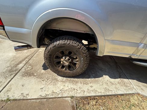 Used 2021 Ford F250 Lariat w/ Tremor Off-Road Package image 2