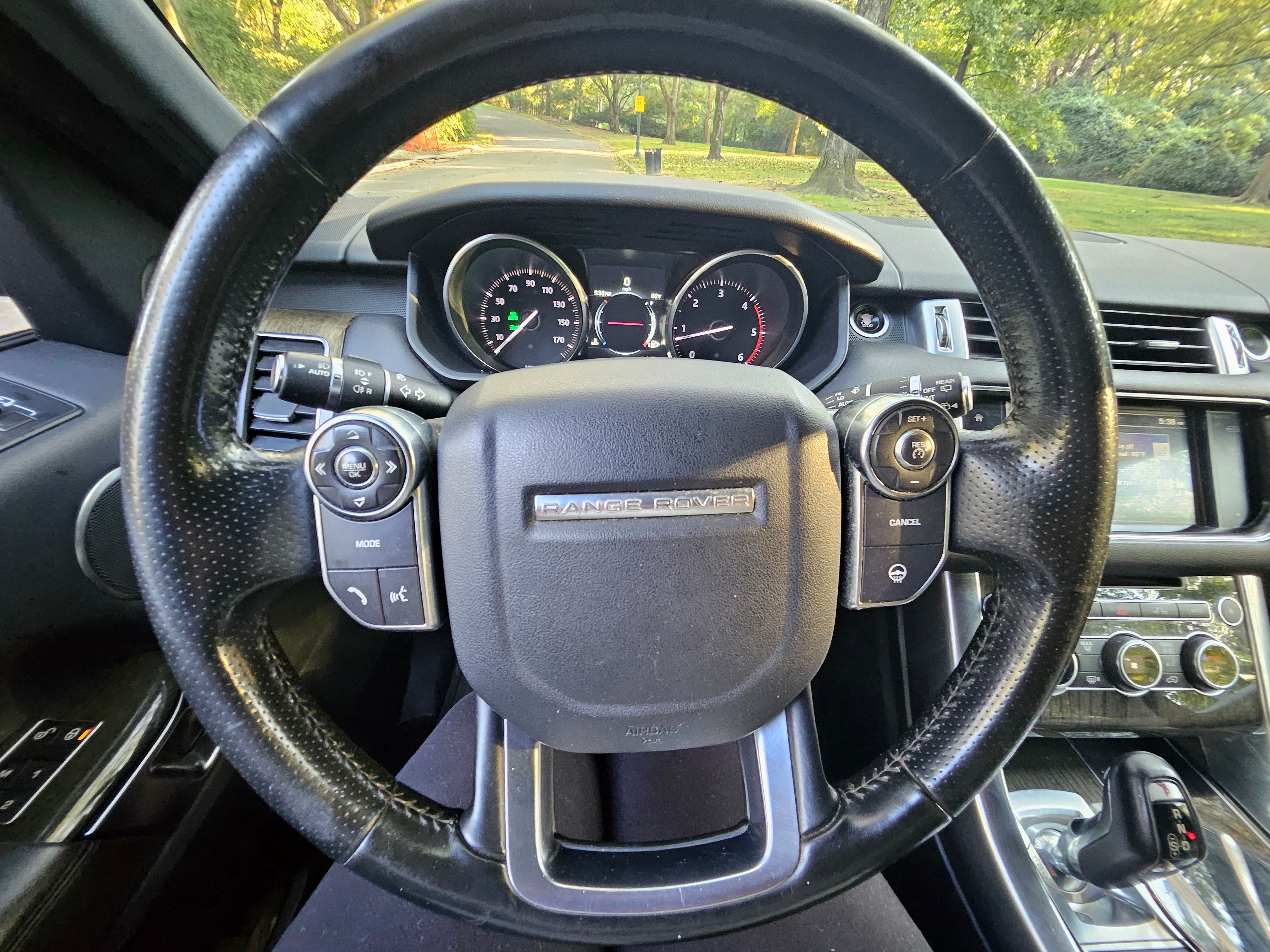 Used 2016 Land Rover Range Rover Sport SE AWD/4WD image 13