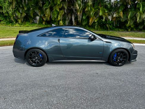 Used 2011 Cadillac CTS V w/ Wood Trim Package image 4