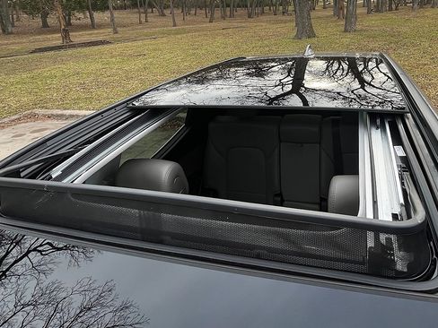 Used 2017 Hyundai Santa Fe Sport w/ 2.4L Tech Package 04 image 10