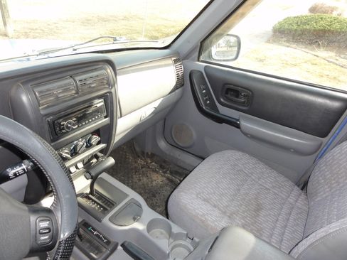 Used 1997 Jeep Cherokee Sport image 15