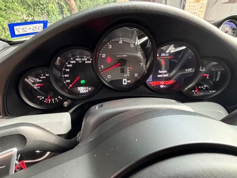 Used 2018 Porsche 911 Carrera S RWD image 26