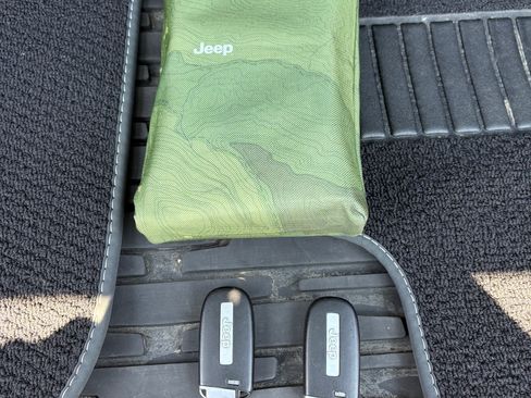 Used 2021 Jeep Grand Cherokee Limited w/ Quick Order Package 28K 80th image 26