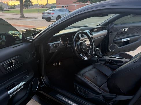 Used 2023 Ford Mustang Premium RWD image 9