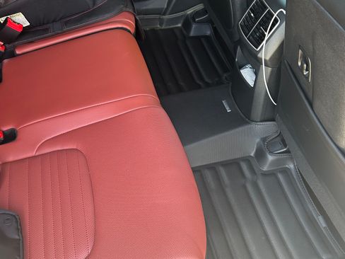 Used 2024 Kia Sportage SX image 6