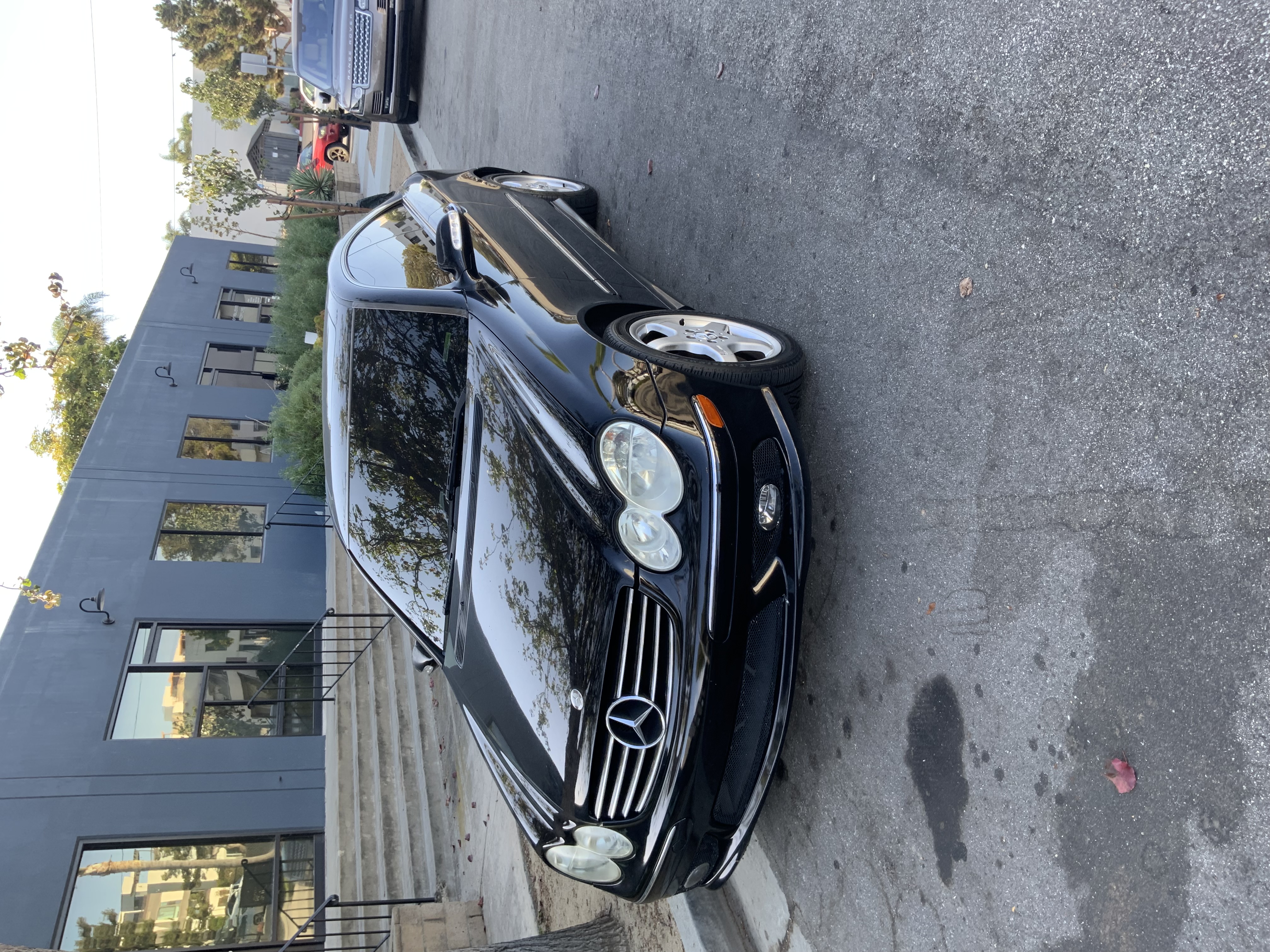 Used 2004 Mercedes-Benz CLK 500 Coupe image 4