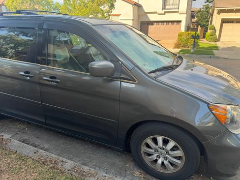 Used 2010 Honda Odyssey EX-L image 6
