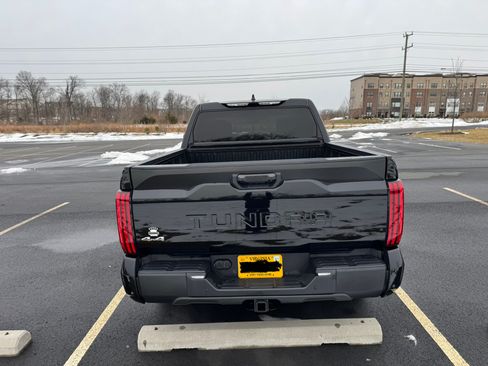 Used 2022 Toyota Tundra SR5 image 5