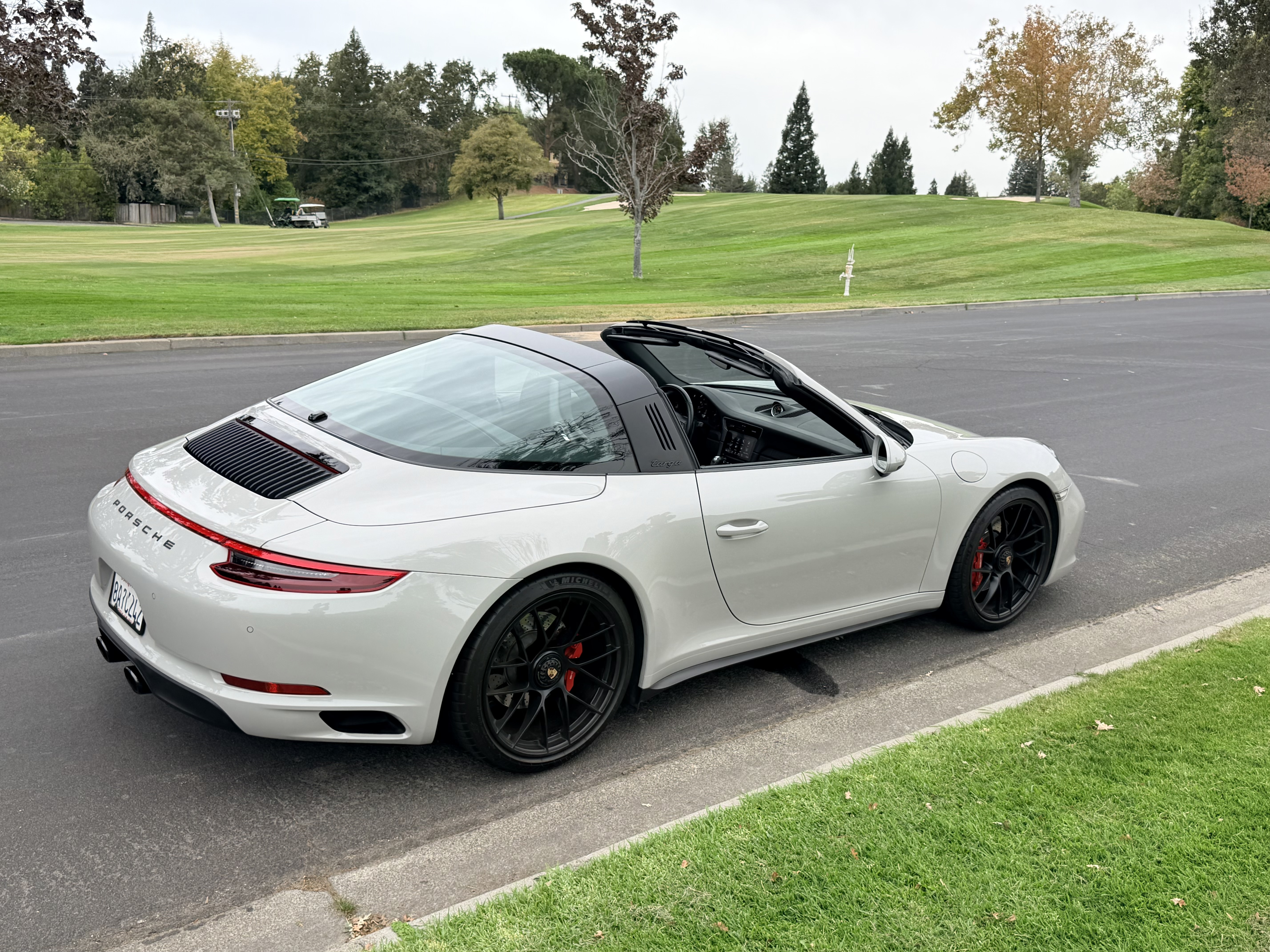 Used 2018 Porsche 911 Targa 4 GTS AWD/4WD image 6