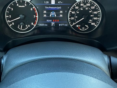 Used 2024 Nissan Altima 2.0 SR image 9