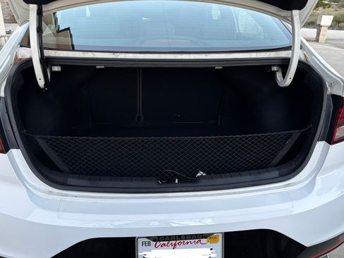 Used 2019 Hyundai Elantra Sport w/ Cargo Package image 8