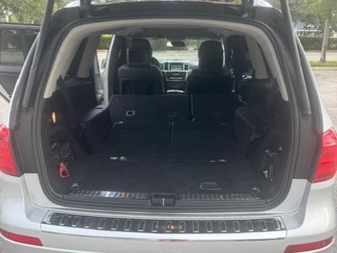 Used 2015 Mercedes-Benz GL 450 4MATIC image 10