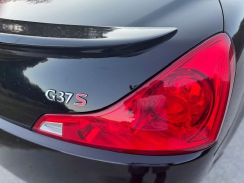 Used 2008 INFINITI G37 Sport w/ Premium Pkg image 11