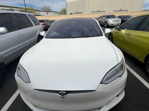 Used 2018 Tesla Model S 75D image 2