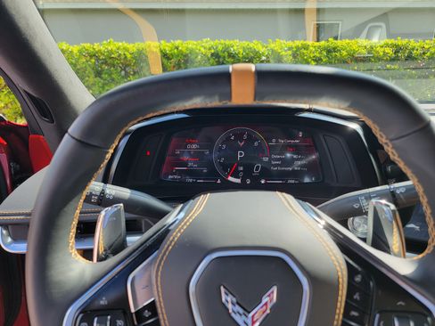 Used 2025 Chevrolet Corvette Stingray 3LT w/ Z51 Performance Package image 9