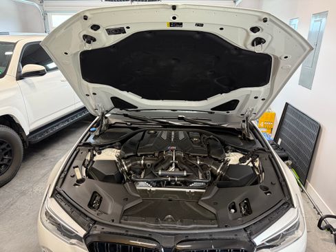 Used 2020 BMW M5 w/ Executive Package image 31