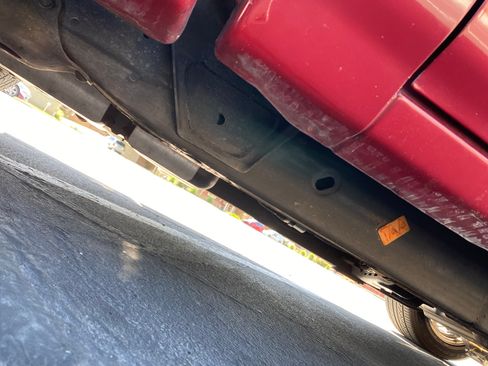 Used 2001 Chevrolet S10 Pickup LS w/ Preferred Equipment Group RWD image 19