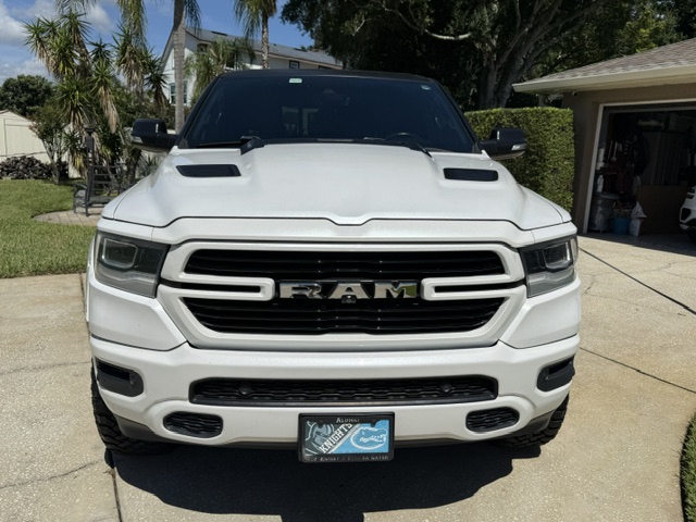 Used 2019 RAM 1500 Laramie RWD image 6