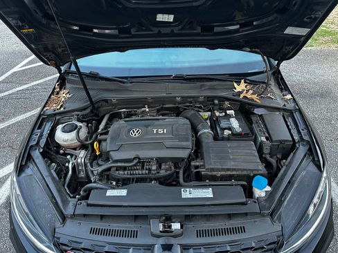 Used 2020 Volkswagen GTI S image 11