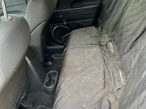 Used 2010 Jeep Patriot Sport FWD image 13