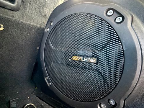 Used 2020 Jeep Wrangler Unlimited Sahara image 11