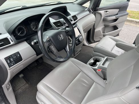 Used 2014 Honda Odyssey EX-L image 17