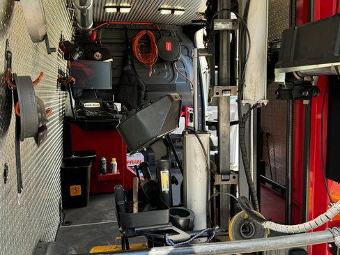 Used 2020 Mercedes-Benz Sprinter 2500 image 11