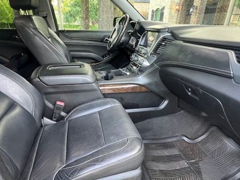 Used 2018 Chevrolet Tahoe LT image 5