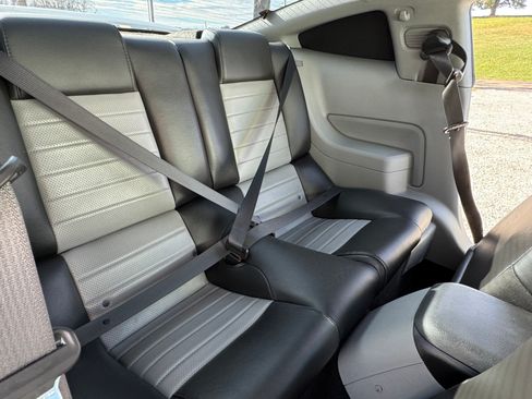 Used 2008 Ford Mustang GT Premium image 9