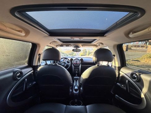 Used 2014 MINI Cooper Countryman FWD image 2