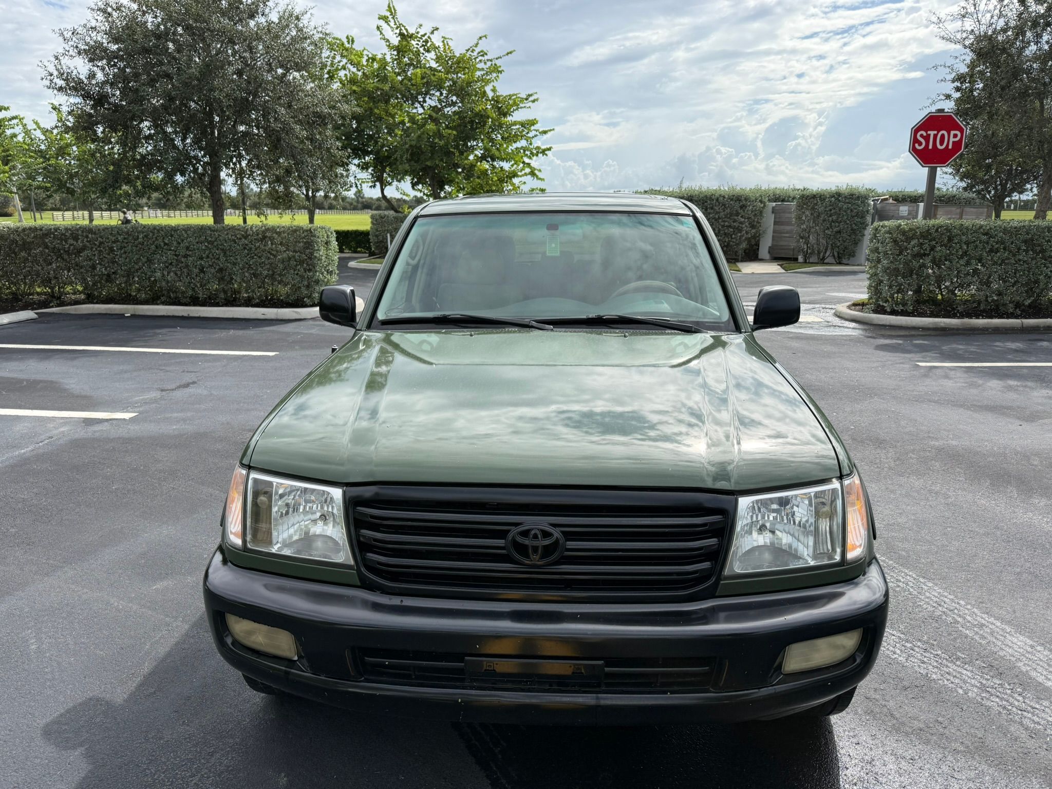 Used 2004 Toyota Land Cruiser AWD/4WD image 1