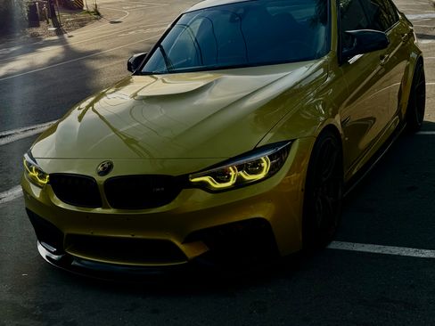 Used 2018 BMW M3 Sedan image 2