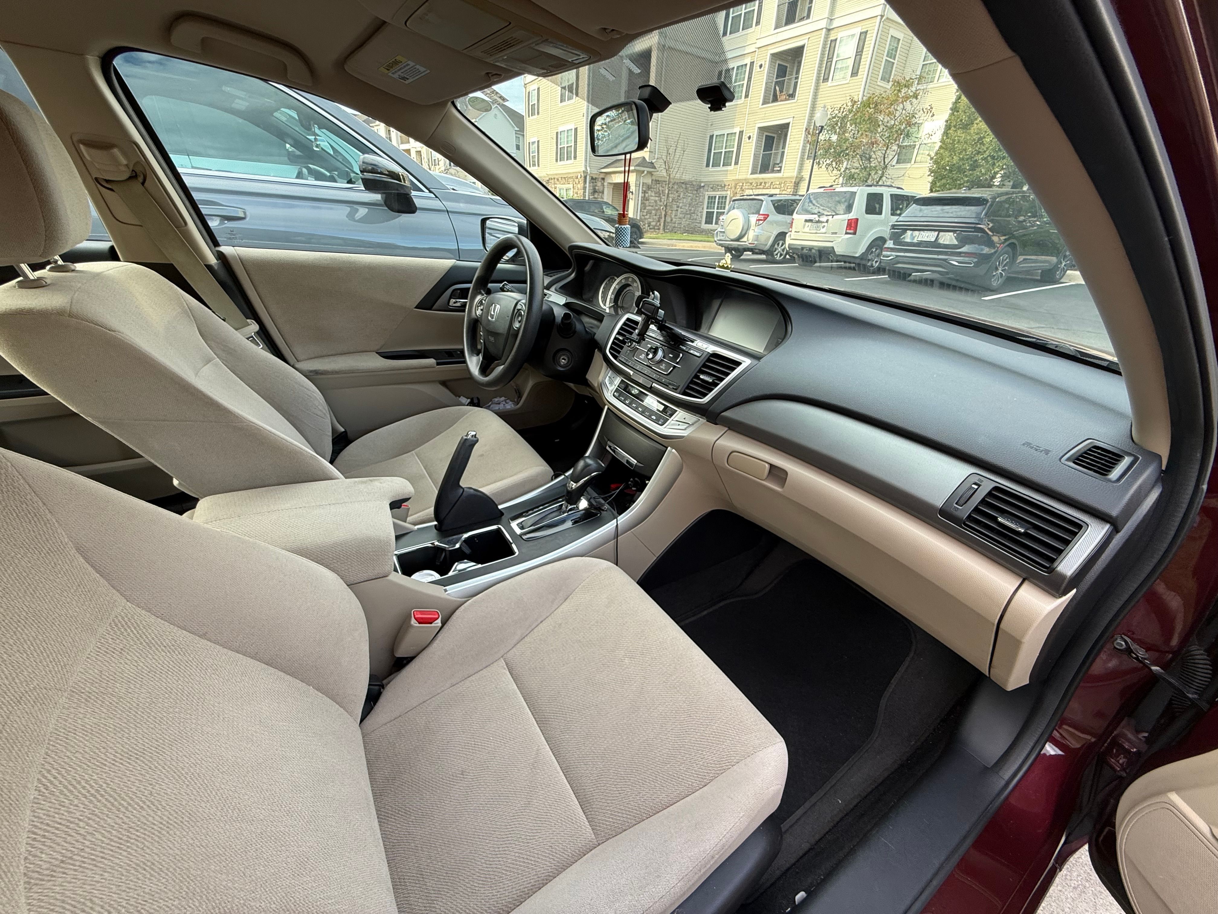 Used 2013 Honda Accord LX image 12