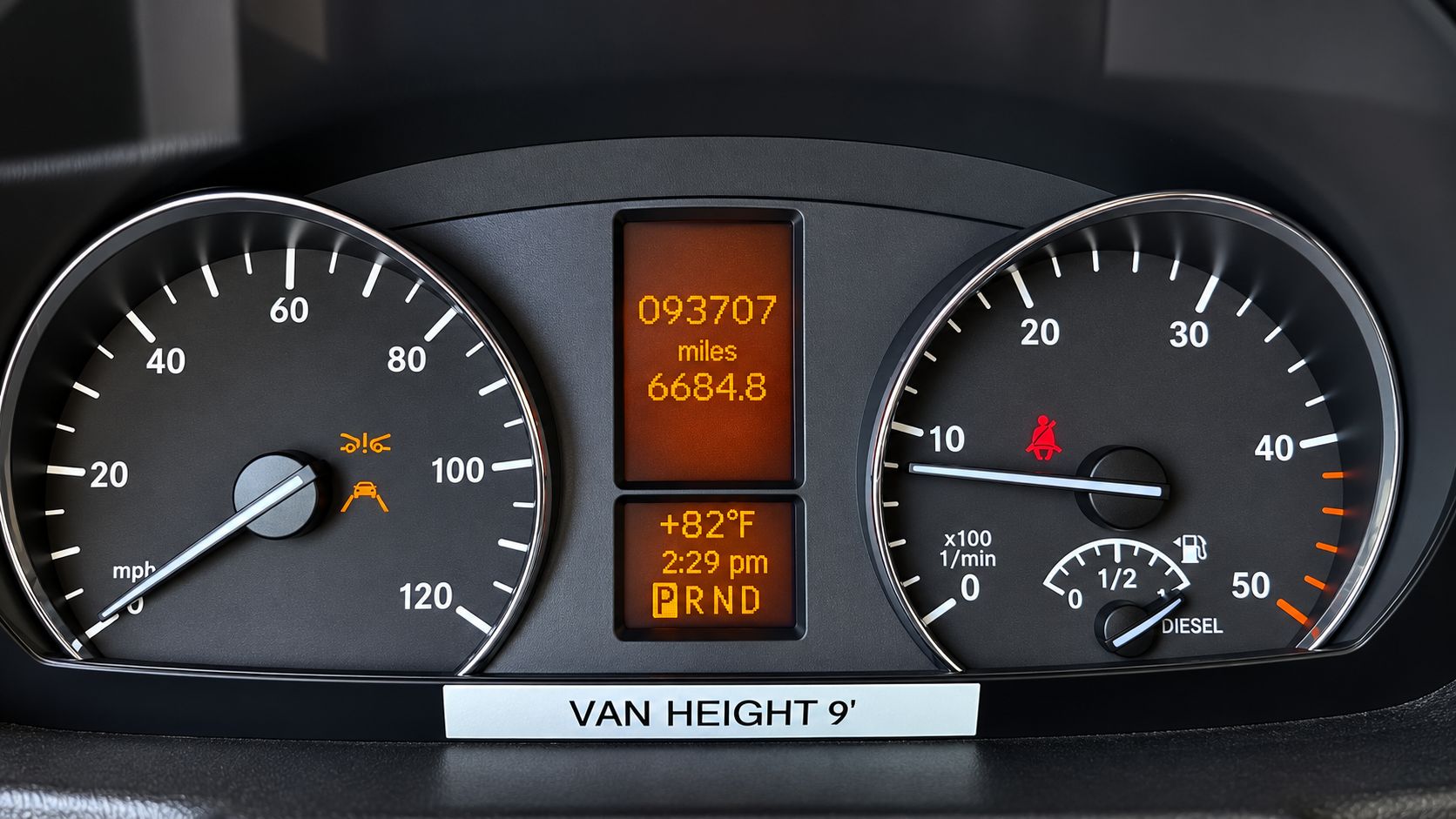 Used 2017 Freightliner Sprinter 2500 AWD/4WD image 10